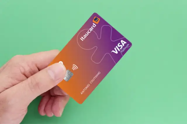 Benefícios de ter um cartão de crédito Platinum Itaú Vivo Mastercard